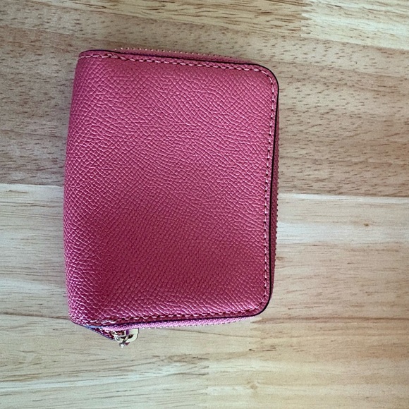 Coach Coral Leather Wallet - Picture 4 of 5